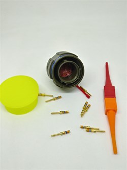 D38999/26WC8PN Kablo Tipi Erkek Konnektör