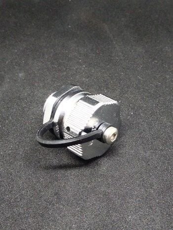 WY16J2ZM IP67 Metal Bayonet Panel Tipi Konnektör