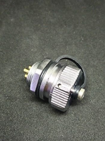 WY16J3ZM IP67 Metal Bayonet Panel Tipi Konnektör