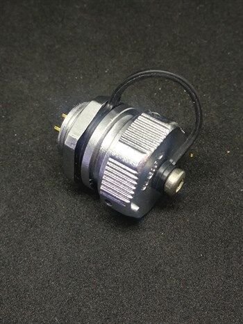 WY16J7ZM IP67 Metal Bayonet Panel Tipi Konnektör