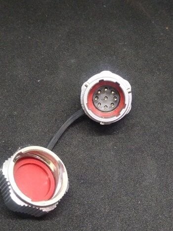 WY16J9ZM IP67 Metal Bayonet Panel Tipi Konnektör