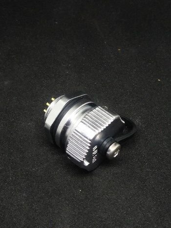 WY16J9ZM IP67 Metal Bayonet Panel Tipi Konnektör