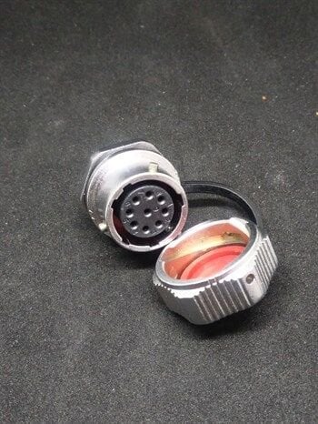 WY16K9ZM IP67 Metal Bayonet Panel Tipi Konnektör