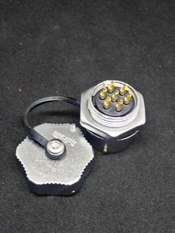 WY20K7ZM IP67 Metal Bayonet Panel Tipi Konnektör