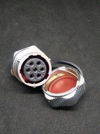 WY20K7ZM IP67 Metal Bayonet Panel Tipi Konnektör