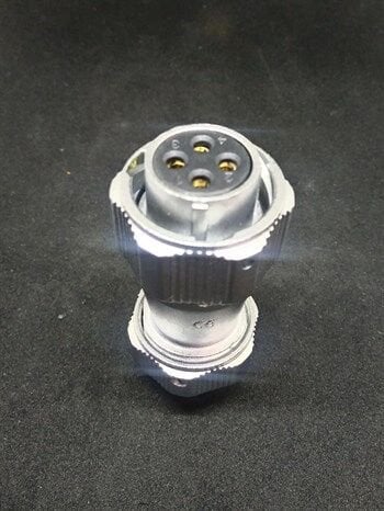 WY20K4TE IP67 Metal Bayonet Kablo Tipi Konnektör