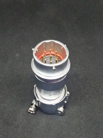 WY20J9ZI IP67 Metal Bayonet Karşıt Tip Konnektör