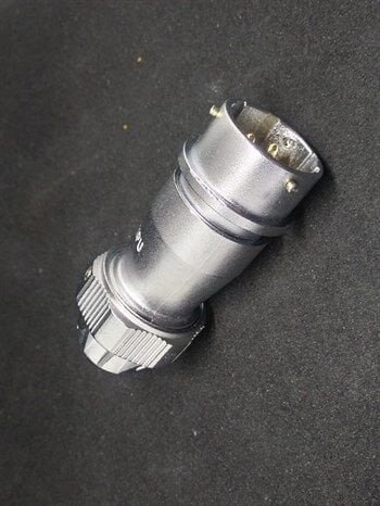 WY20J3ZE IP67 Metal Bayonet Karşıt Tip Konnektör