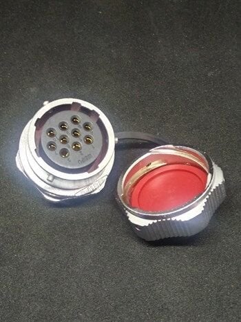 WY24K10ZM IP67 Metal Bayonet Panel Tipi Konnektör