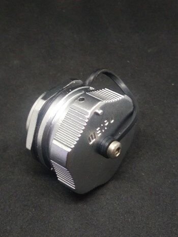 WY28K20ZM IP67 Metal Bayonet Panel Tipi Konnektör