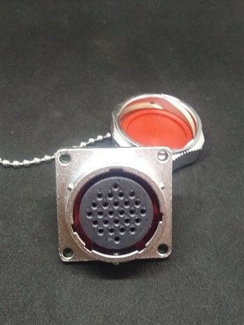 WY28K26Z IP67 Metal Bayonet Panel Tipi Konnektör