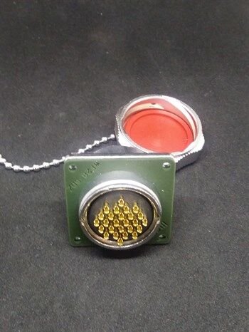 WY28K26Z IP67 Metal Bayonet Panel Tipi Konnektör