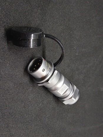 SF1211/P6 IP67 Metal Karşıt Tip Konnektör