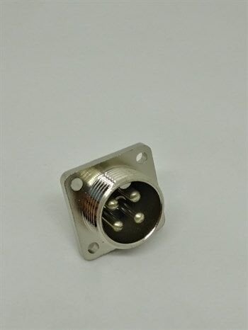 16M-4H Kare Flanşlı Panel Tipi Konnektör