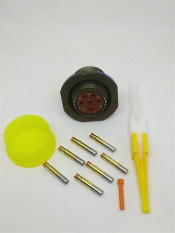 D38999/24WE6SB Jum Nut Receptacle Panel Tipi Dişi Konnektör