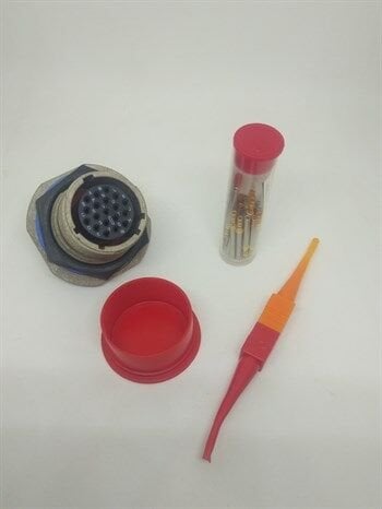 D38999/24MD19SD Jum Nut Receptacle Panel Tipi Dişi Konnektör