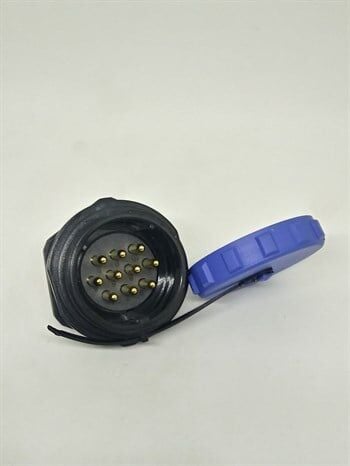 SP2912/P10 IP68 Plastik Panel Tipi Konnektör