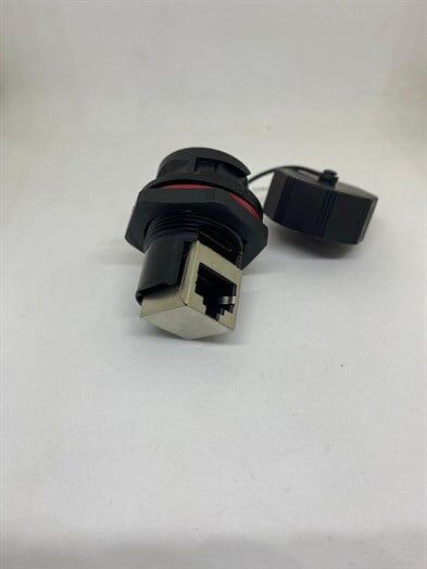 RJ45F71RA IP67 Panel Tipi RJ45 Konnektör