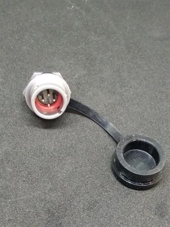 SF1212/P4 IP67 Metal Panel Tipi Konnektör