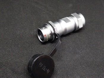 SF1211/S5 IP67 Metal Karşıt Tip Konnektör