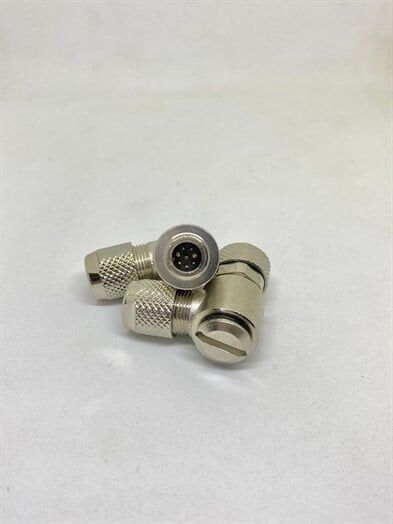 M9 Kablo Tipi 90 Derece 8 Pinli Erkek Konnektör