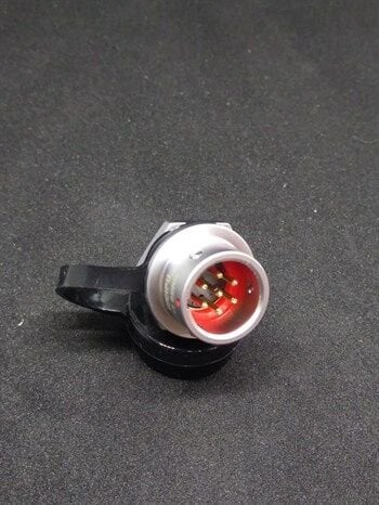 SF1212/P7 IP67 Metal Panel Tipi Konnektör