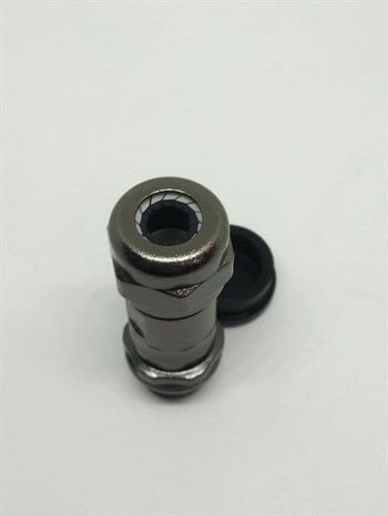 ST1211/P9 IP67 Metal Karşıt Tip Konnektör