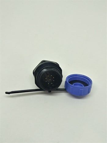 SP1312/P9 IP68 Plastik Panel Tipi Konnektör