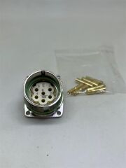 M623 6 Pin Panel Tipi Dişi Konnektör