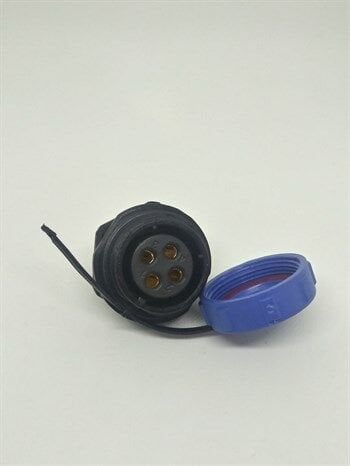 SP2112/S4 IP68 Plastik Panel Tipi Konnektör