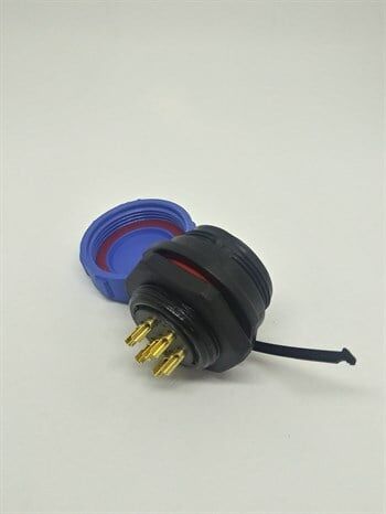 SP2112/S7 IP68 Plastik Panel Tipi Konnektör