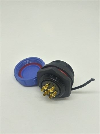 SP2112/P7 IP68 Plastik Panel Tipi Konnektör