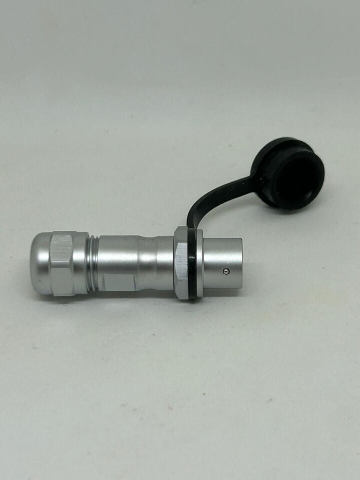 SF1011/S2 IP67 Metal Kasa Kablo Tip Dişi Konnektör