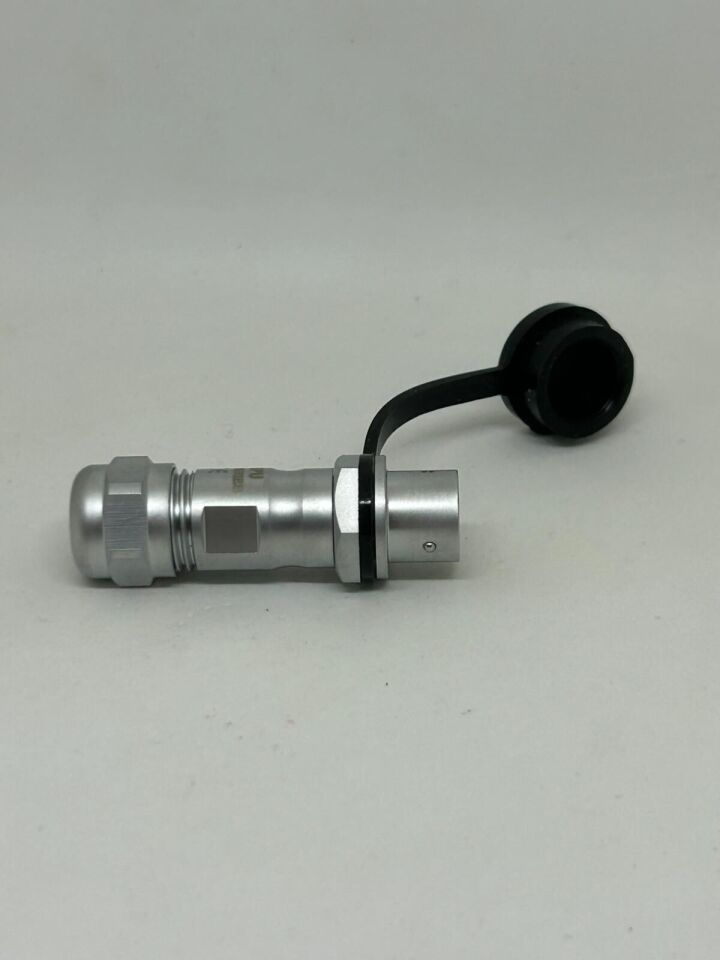 SF1011/P5 IP67 Metal Kasa Kablo Tip Erkek Konnektör