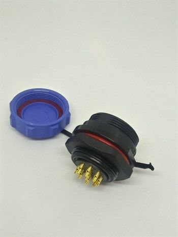 SP2112/P9 IP68 Plastik Panel Tipi Konnektör