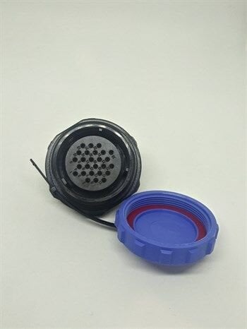 SP2912/S26 IP68 Plastik Panel Tipi Konnektör